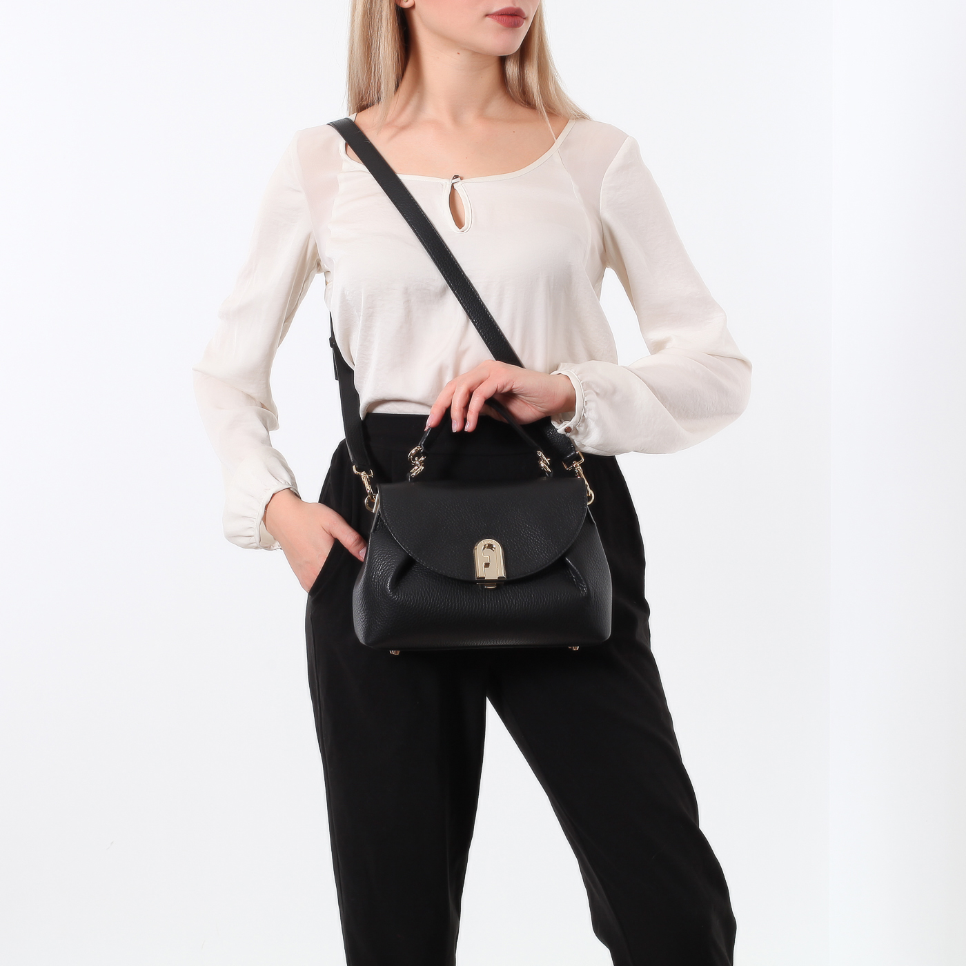 Сумка с откидным клапаном Furla Sleek