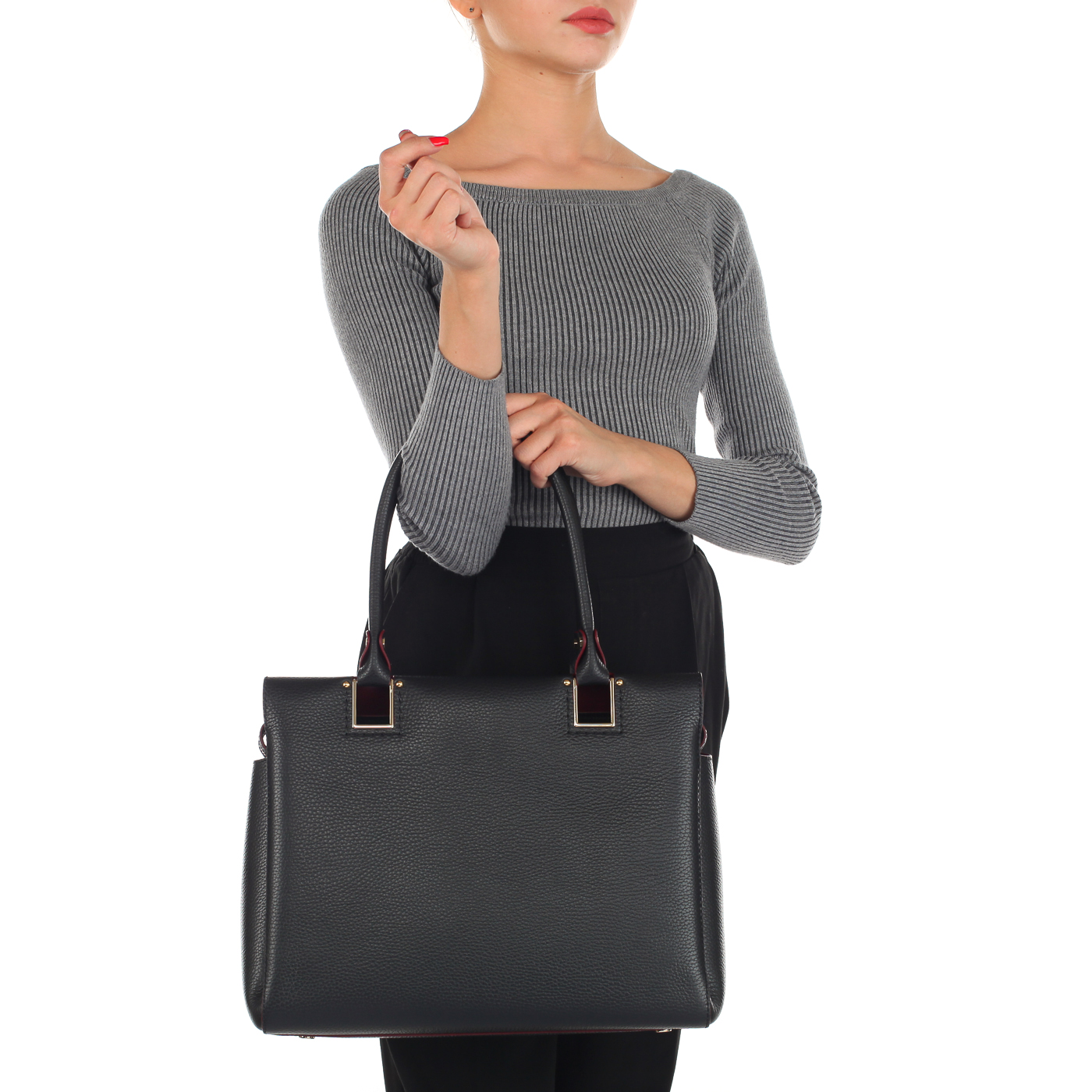 Вместительная женская сумка из натуральной кожи Gironacci 