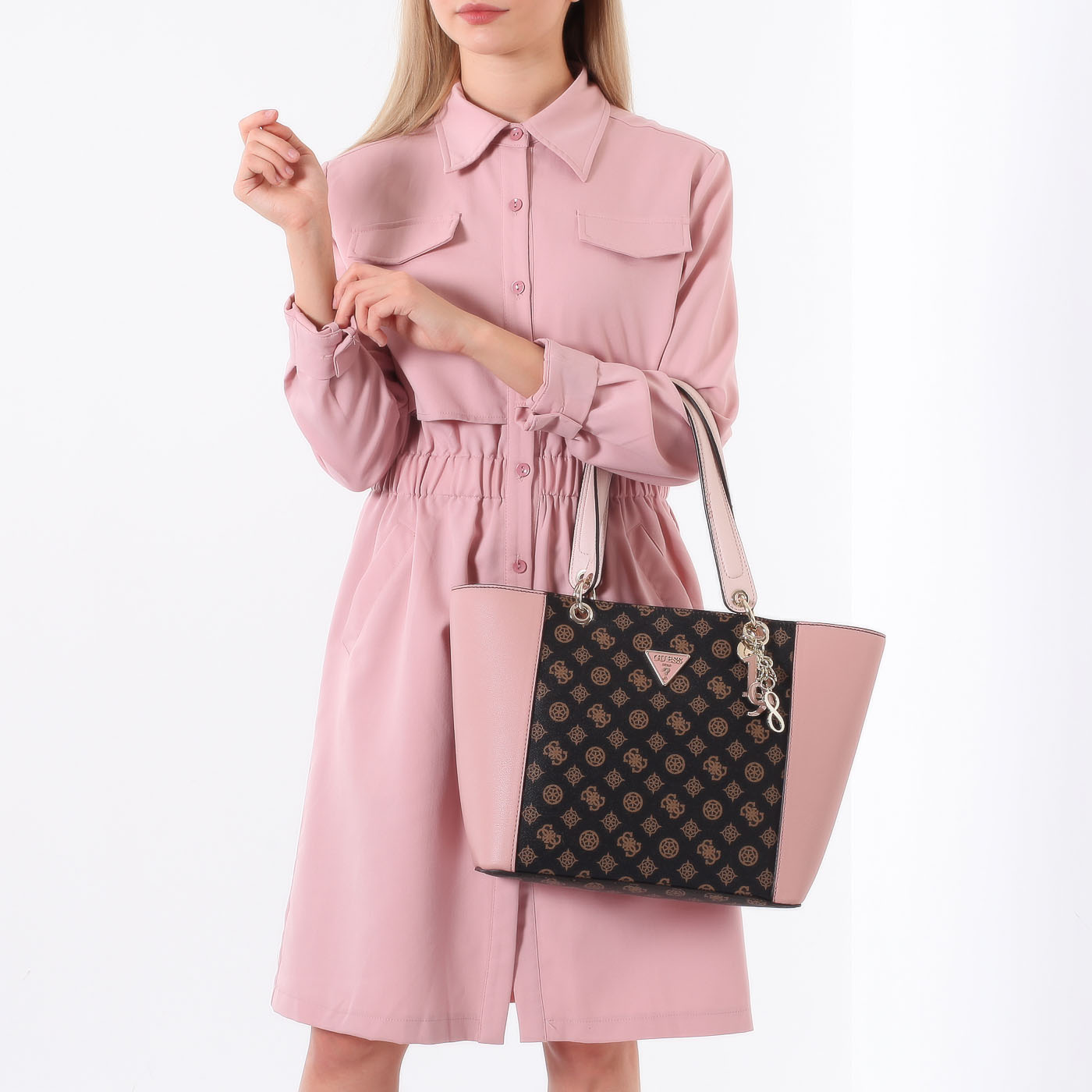 Сумка-трапеция Guess Kamryn