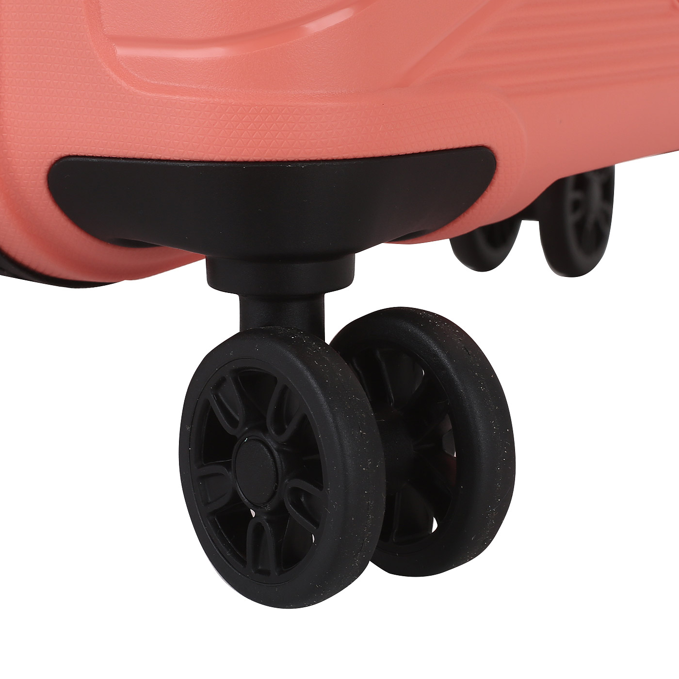 Чемодан для ручной клади из полипропилена с кодовым замком American Tourister Airconic