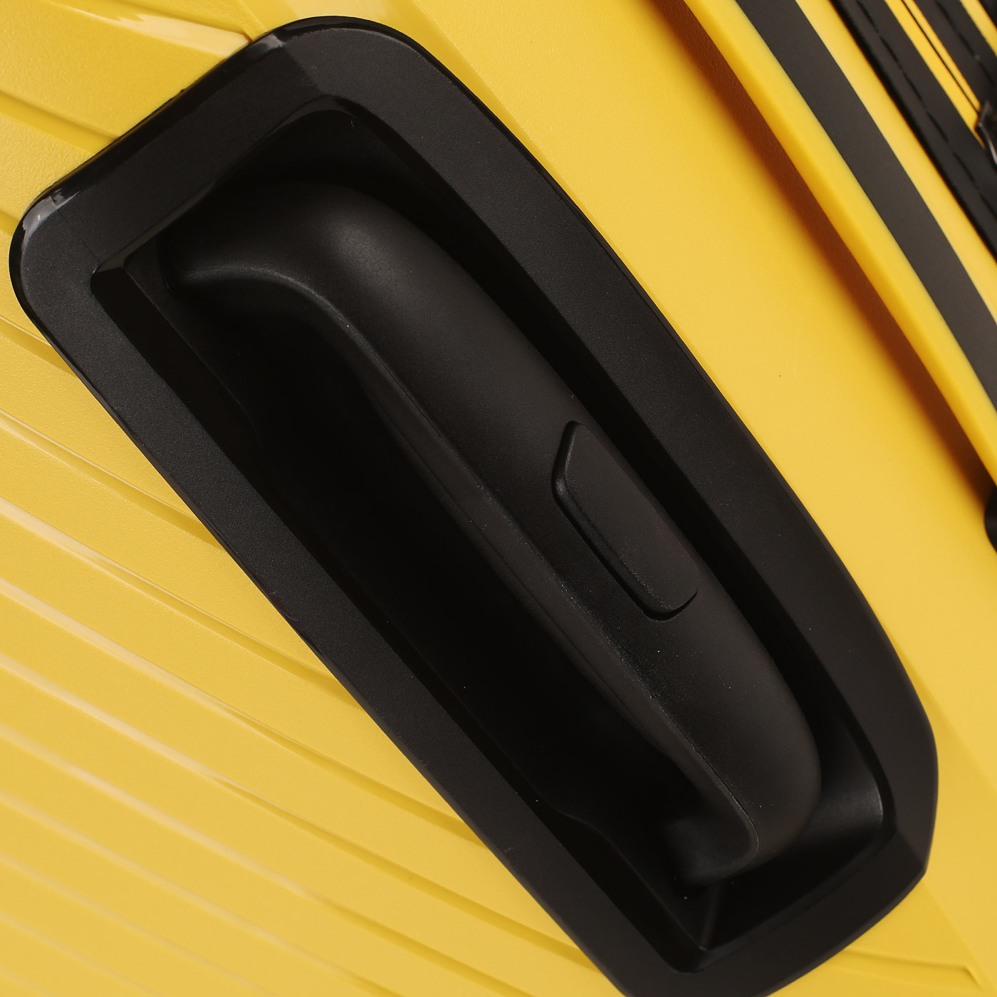 Чемодан большой L из полипропилена Eberhart Delight