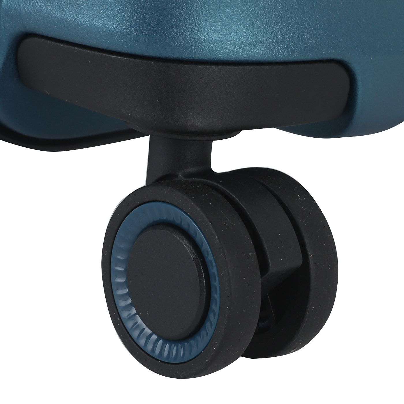 Чемодан для ручной клади из полипропилена с кодовым замком Eberhart Elemental