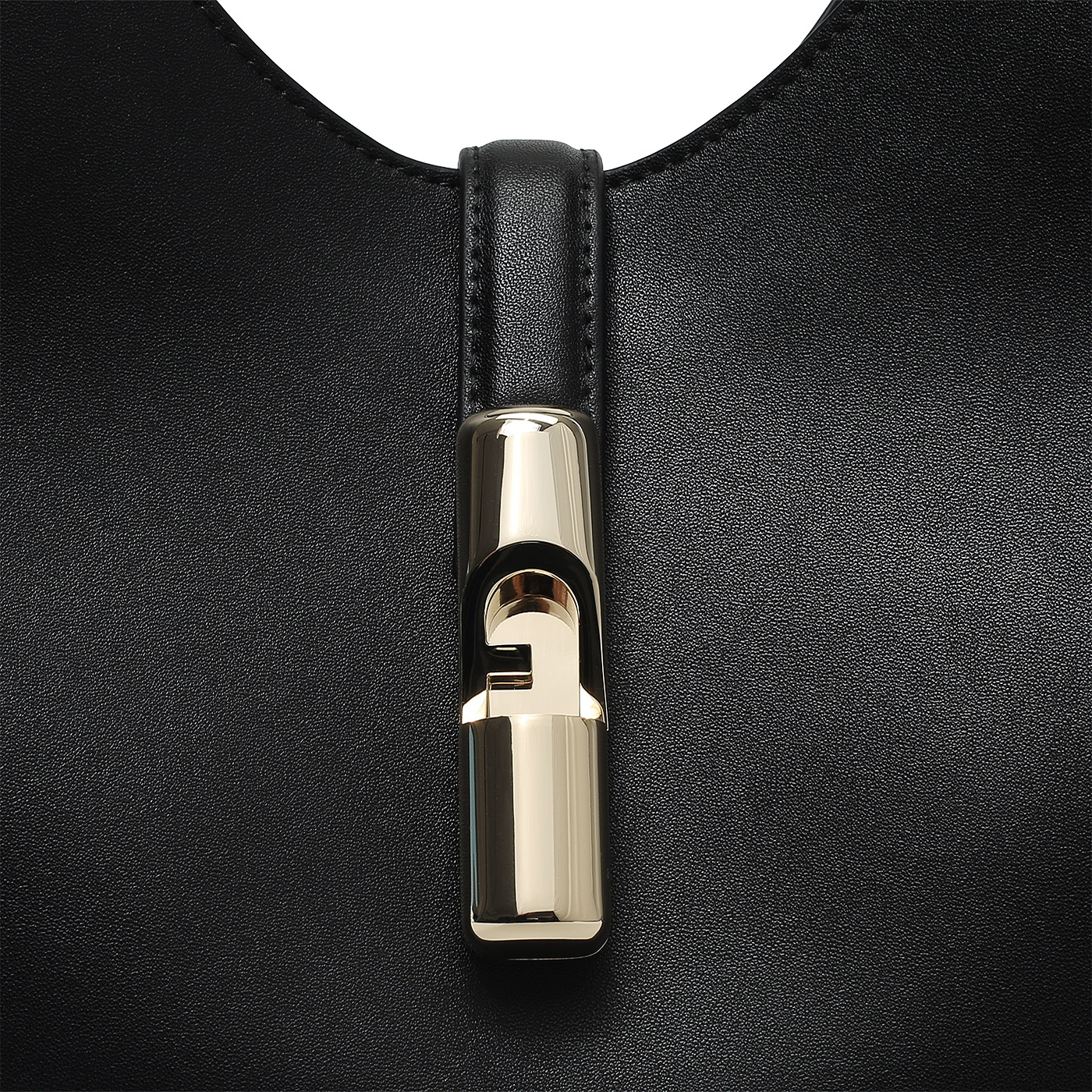 Кожаная сумка Furla Goccia