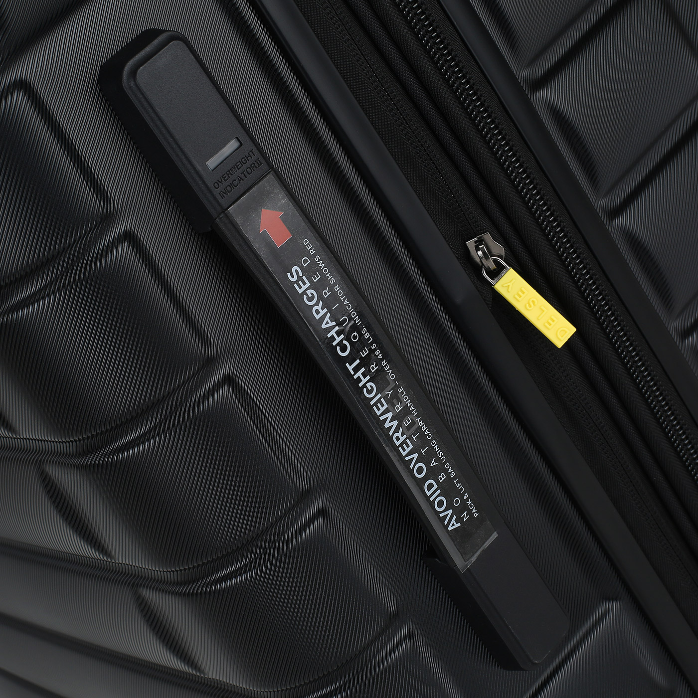 Чемодан на колесах Delsey Shadow 5.0