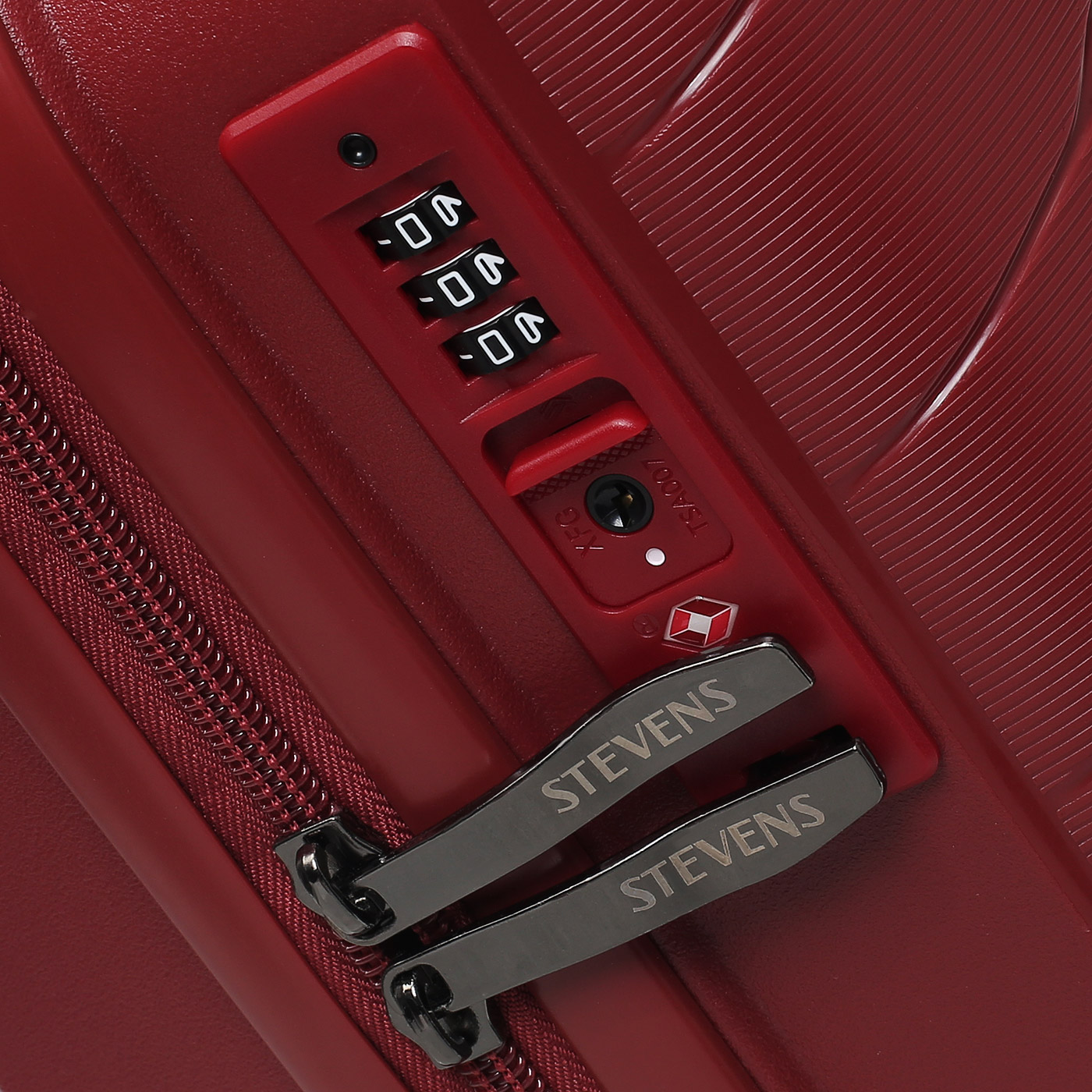 Чемодан для ручной клади из полипропилена Stevens Chrome