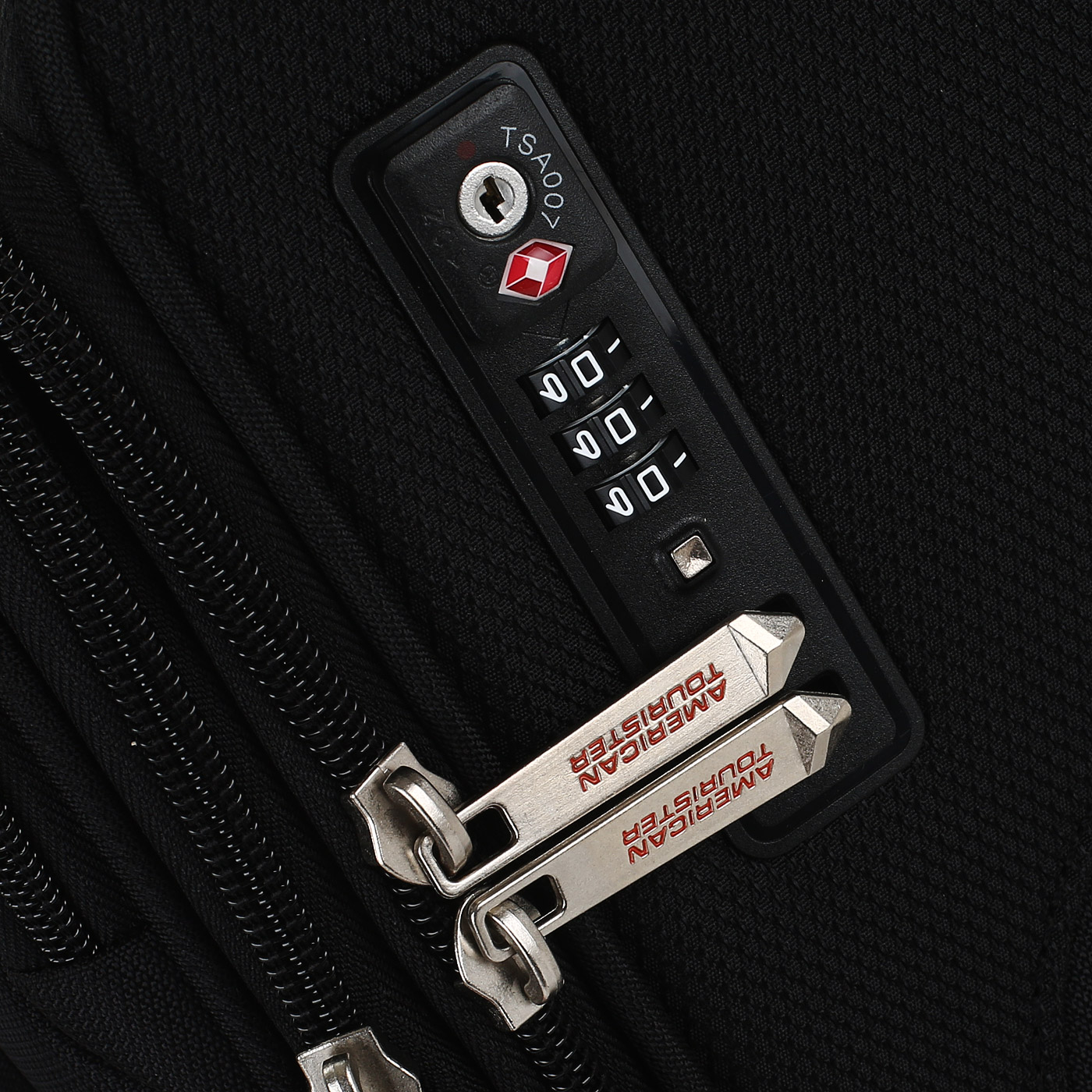 Чемодан маленький S тканевый American Tourister Summerfunk