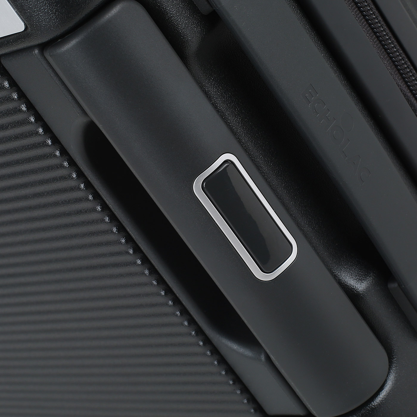 Чемодан на колесах Echolac Dynasty