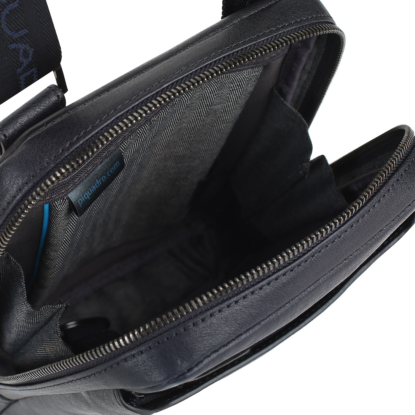 Сумка через плечо на молнии Piquadro Black square