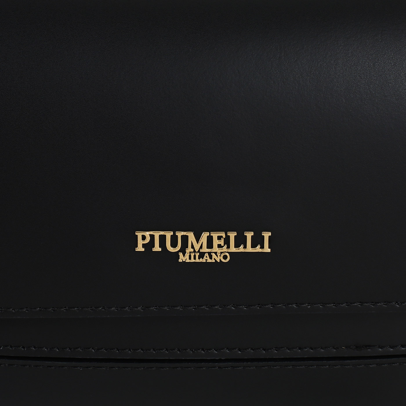 Сумка через плечо с цепочкой Piumelli Elva