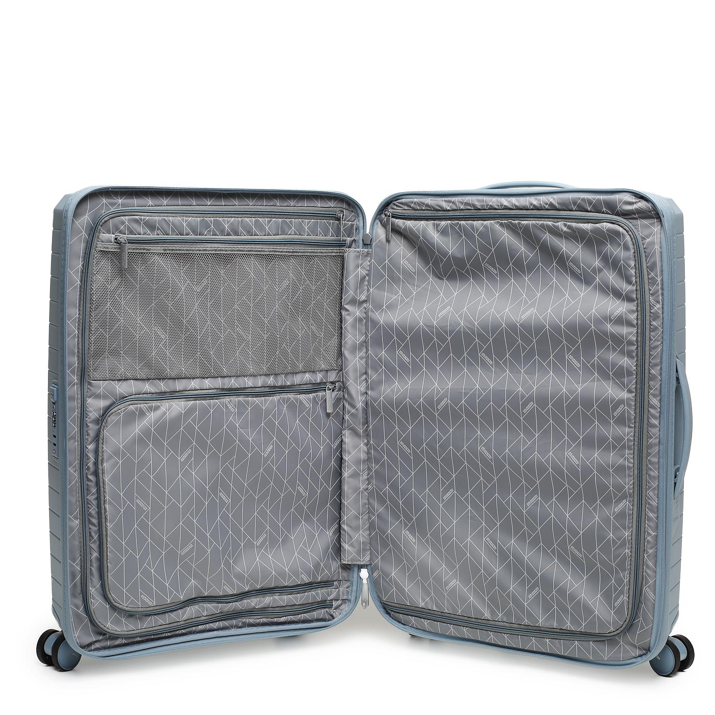 Чемодан на колесах American Tourister Fastforward