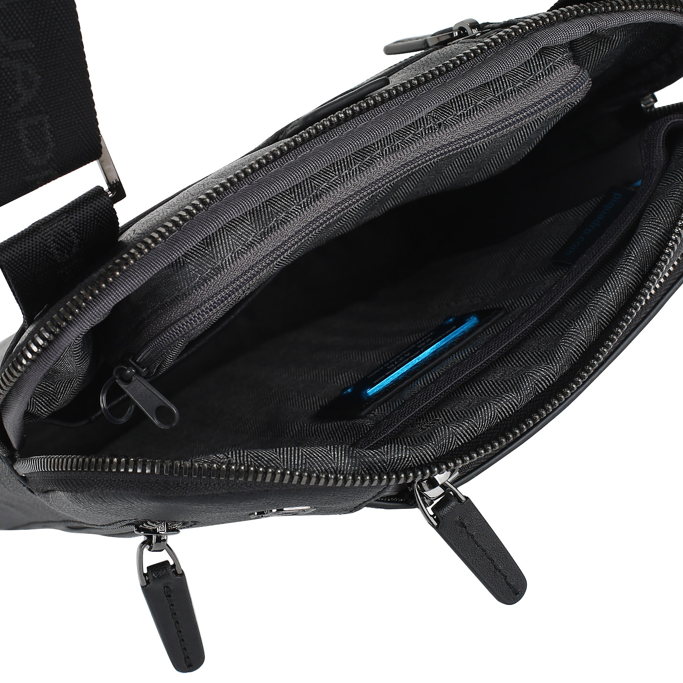 Сумка-планшет из черной кожи Piquadro Black square