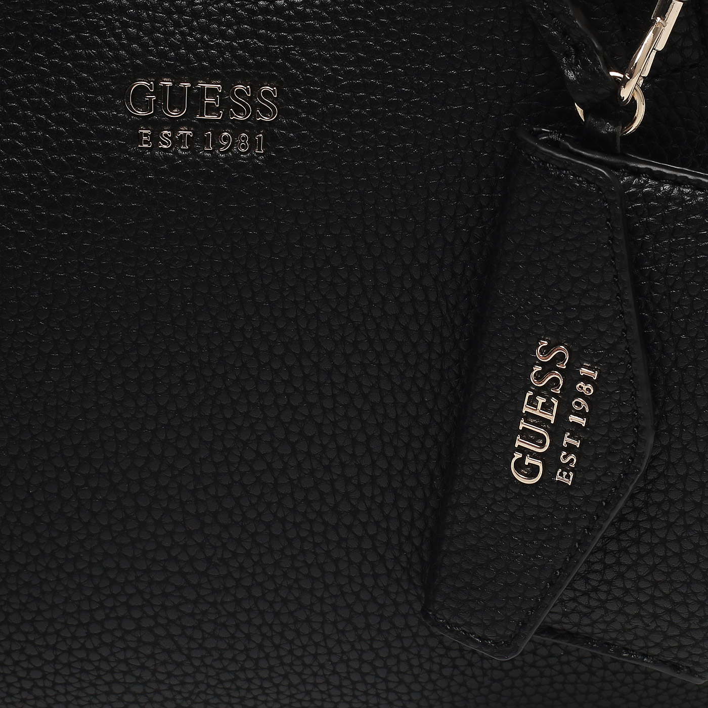 Сумка с брелоком Guess Brenton